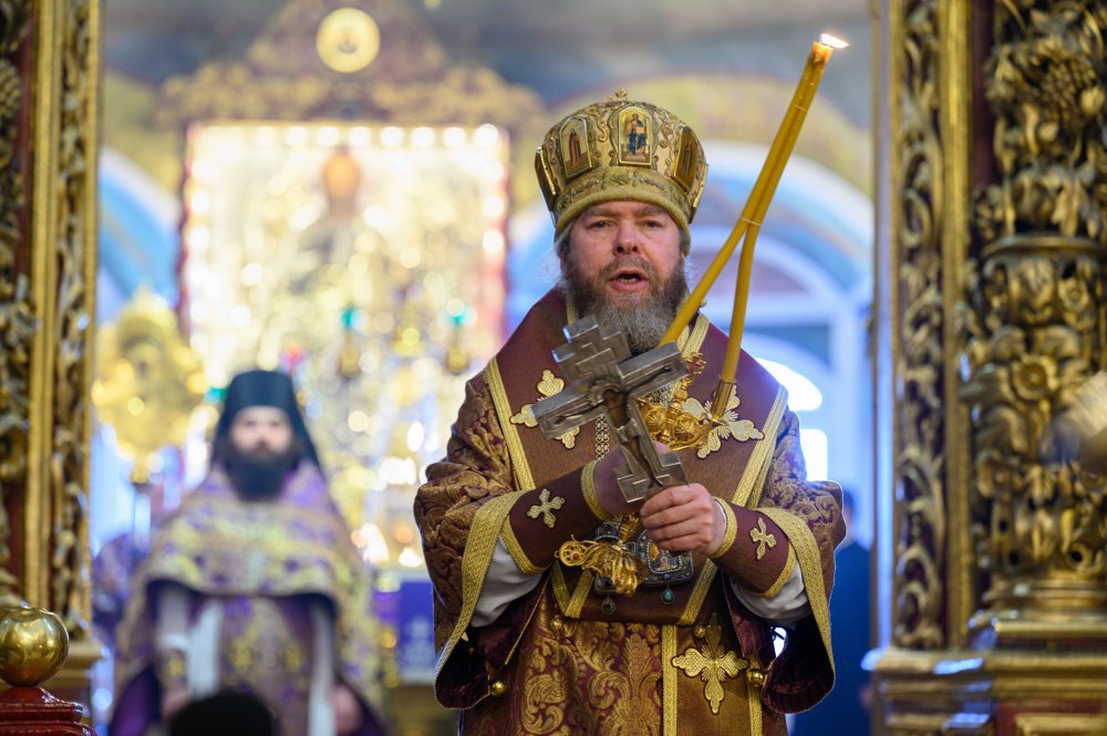 Праздничное Богослужение в день Торжества Православия состоялось в Троицком соборе города Пскова