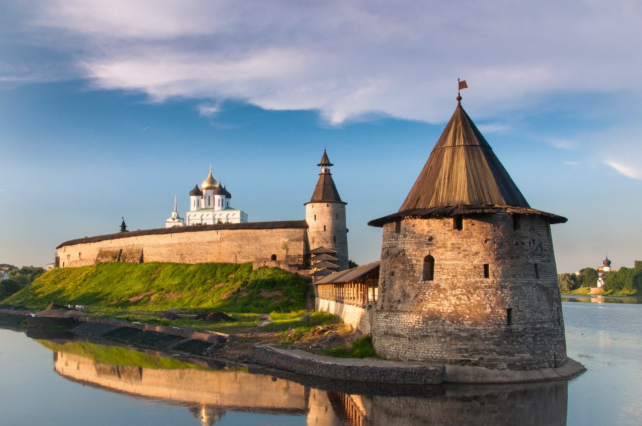 «ПРОГУЛКИ ПО ГОРОДУ С «ТРОИЦКИМ» «ПРОГУЛКИ ПО ГОРОДУ С «ТРОИЦКИМ»