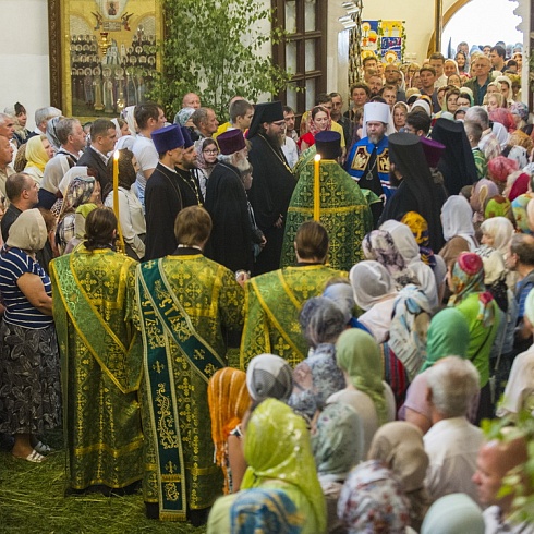 Праздник Святой Троицы отметили в Пскове. ФОТО