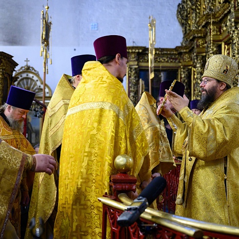 В свой день Ангела митрополит Матфей совершил Божественную Литургию в Свято-Троицком кафедральном соборе