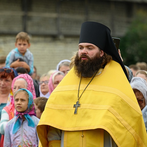 Память святой равноапостольной княгини Ольги молитвенно почтили в Троицком соборе Псковского кремля