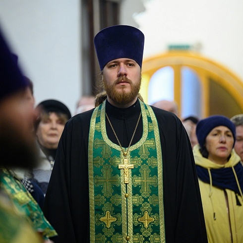 Состоялось принесение мощей преподобной Евфросинии Полоцкой на Псковскую землю