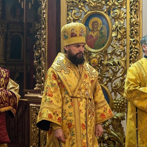 В престольный праздник, день памяти благоверного князя Всеволода-Гавриила, митрополит Арсений совершил торжественные богослужения в Свято-Троицком кафедральном соборе г. Пскова