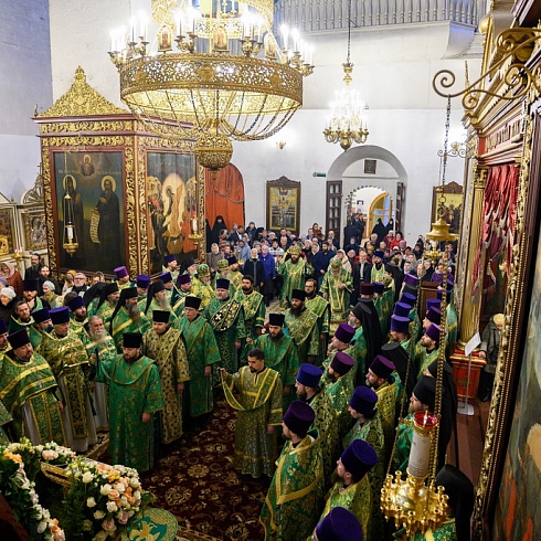 Состоялось принесение мощей преподобной Евфросинии Полоцкой на Псковскую землю