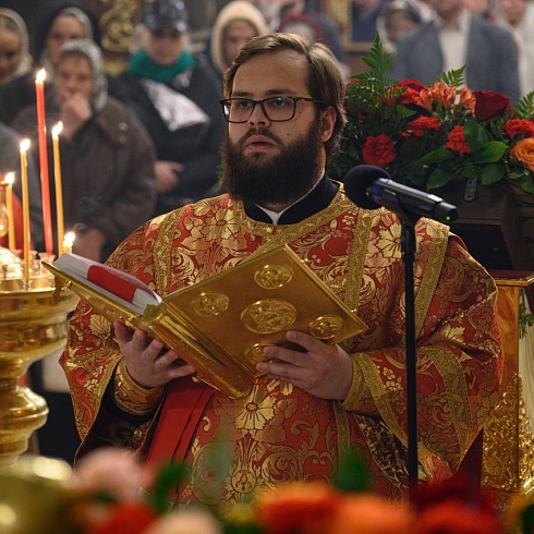 В праздник Светлого Христова Воскресения митрополит Арсений совершил Пасхальное богослужение