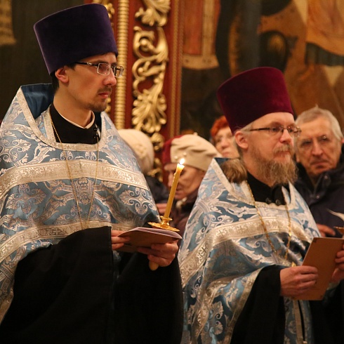 Образ Пресвятой Богородицы «Благоуханный цвет» прибыл в главный храм Пскова