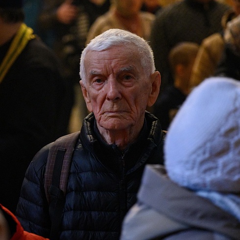 В день празднования Входа Господня в Иерусалим митрополит Арсений совершил Литургию в Свято-Троицком кафедральном соборе города Пскова
