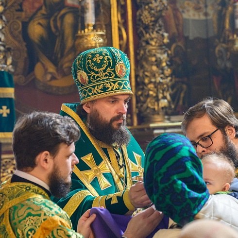 В день празднования Входа Господня в Иерусалим митрополит Арсений совершил Литургию в Свято-Троицком кафедральном соборе города Пскова