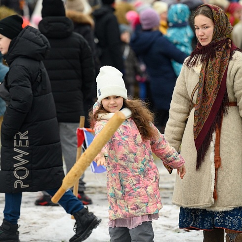 В Псковском кремле прошла Елка «Путешествие в Рождественскую историю»