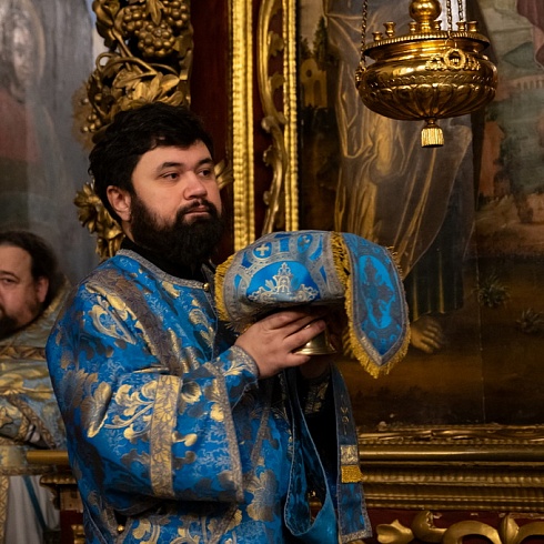 В праздник Сретения Господня митрополит Матфей совершил Литургию в кафедральном соборе