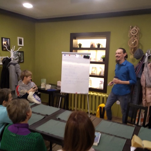 Первое занятие английского клуба "Conversation Club" прошло 20 ноября в Доме причта Троицкого собора