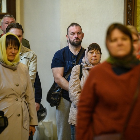 В Великий Четверг митрополит Арсений совершил Литургию в Свято-Троицком кафедральном соборе