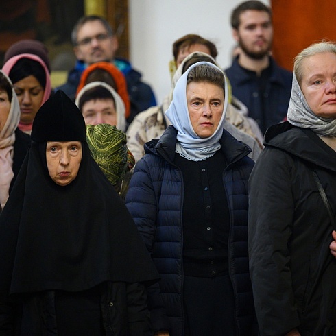 Состоялось принесение мощей преподобной Евфросинии Полоцкой на Псковскую землю