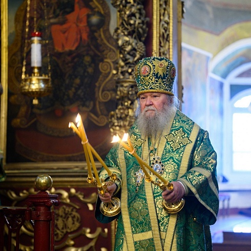 Состоялось принесение мощей преподобной Евфросинии Полоцкой на Псковскую землю