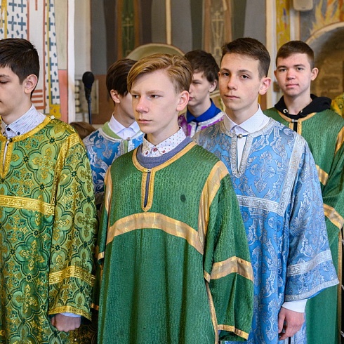 В день празднования Входа Господня в Иерусалим митрополит Арсений совершил Литургию в Свято-Троицком кафедральном соборе города Пскова