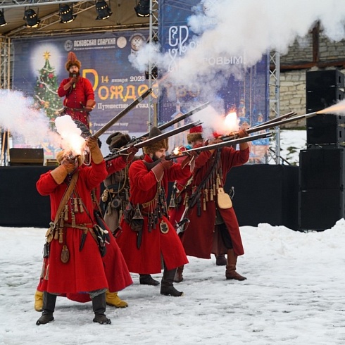 В Псковском кремле прошла Елка «Путешествие в Рождественскую историю»