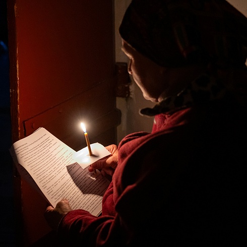 Митрополит Матфей совершил чтение покаянного канона святителя Андрея Критского в Свято-Троицком соборе