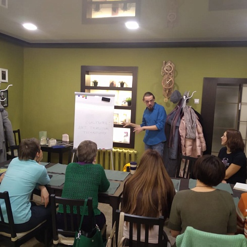 Первое занятие английского клуба "Conversation Club" прошло 20 ноября в Доме причта Троицкого собора