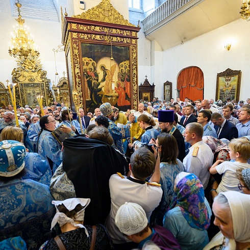 В Псковскую епархию прибыла чудотворная Казанская икона Божией Матери
