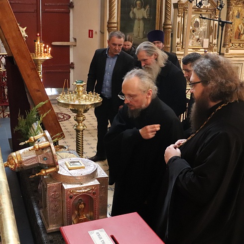 Высокопреосвященнейший Вениамин, митрополит Минский и Заславский посетил Троицкий собор Псковского кремля