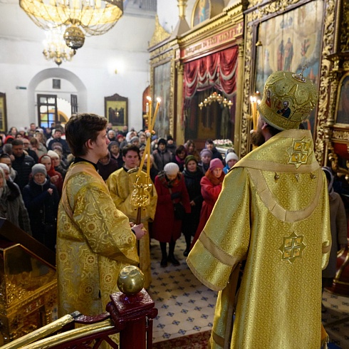 Митрополит Арсений совершил Божественную Литургию в Свято-Троицком кафедральном соборе в Прощеное воскресение
