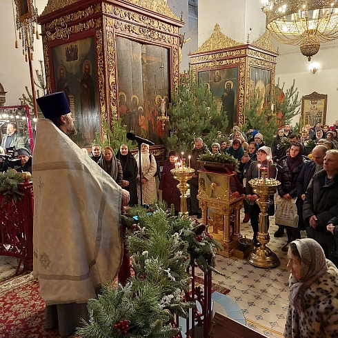 Торжественное богослужение состоялось в Троицком соборе Псковского кремля в праздник Богоявления Господня