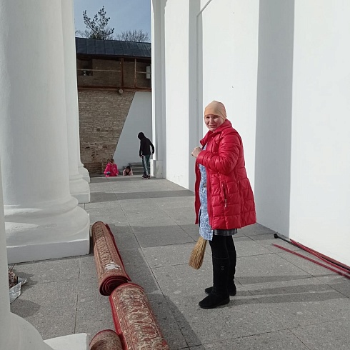 На минувшей неделе 16 "Троицких Доброхотов" приняли участие в подготовке Михайловского собора Свято-Успенского Псково-Печерского монастыря к празднику Светлого Христова Воскресения!