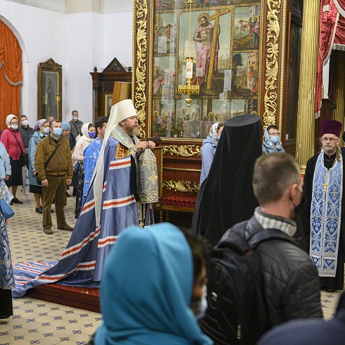 Праздник Рождества Пресвятой Богородицы торжественно отметили в Троицком соборе г. Пскова