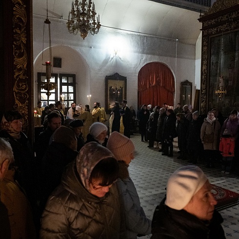 В престольный праздник, день памяти благоверного князя Всеволода-Гавриила, митрополит Арсений совершил торжественные богослужения в Свято-Троицком кафедральном соборе г. Пскова