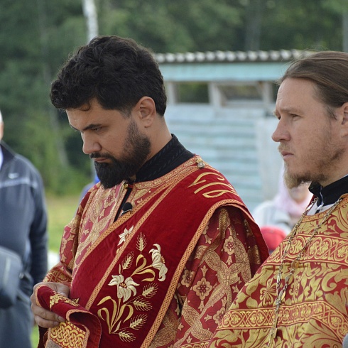 Престольный праздник молитвенно отметили на подворье Свято-Троицкого кафедрального собора, что на территории бывшего Свято-Пантелеимонова монастыря