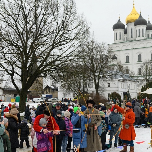 В Псковском кремле прошла Елка «Путешествие в Рождественскую историю»