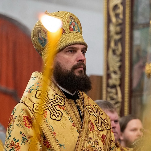 В престольный праздник, день памяти благоверного князя Всеволода-Гавриила, митрополит Арсений совершил торжественные богослужения в Свято-Троицком кафедральном соборе г. Пскова